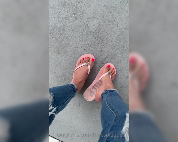 Theesolequeen aka theesolequeen OnlyFans Video 9158