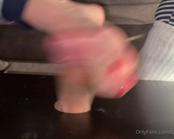 2hotfeet4you aka toohotfeetforyou OnlyFans - Not sure where to start describing this ultra sexy video Well, it starts with cock being