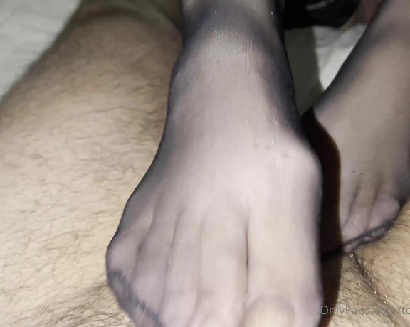 2hotfeet4you aka toohotfeetforyou OnlyFans - Seamed stockings footjob & cum in Not much to add to the headline here, these