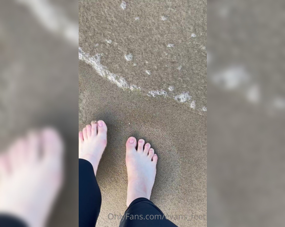 Evans Feet aka evans_feet OnlyFans - Do you like to watch my feet being caressed by the sea waves