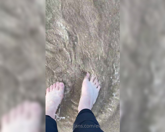 Evans Feet aka evans_feet OnlyFans - Do you like to watch my feet being caressed by the sea waves