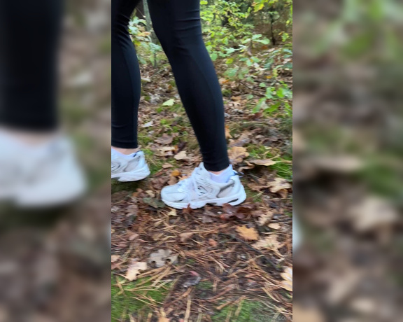 Evans Feet aka evans_feet OnlyFans - Great walk, now I will make such videos more often