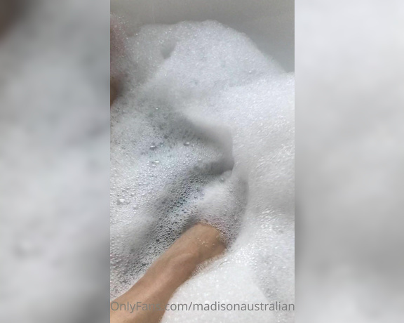 Madison Australian aka madisonaustralian OnlyFans - Soaking in warm water, feeling it gently kiss every inch of my skin this is heaven