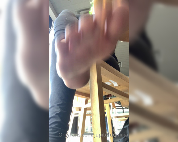 Jupiter Domina aka jupiterdomina OnlyFans - Flip flop dangle at Sbux in two parts)