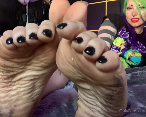 Jupiter Domina aka jupiterdomina OnlyFans - Dirty feets