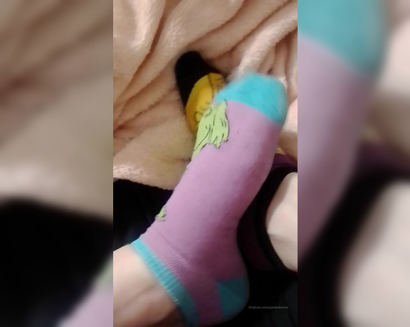 Jupiter Domina aka jupiterdomina OnlyFans - My super holy socks ^ ^