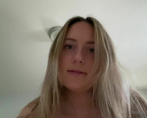 Miss Cassi aka misscassi OnlyFans - Girlfriend apologizes to you after a long absence