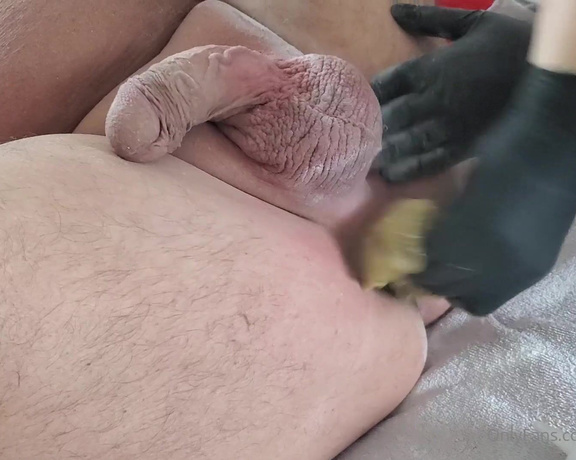 Skysugaring aka skysugaring OnlyFans - DADDY with THICK Cock Click to the right to see After result & handjob release) @travissugaring