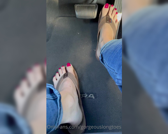 Gorgeous Long Toes aka gorgeouslongtoes OnlyFans - Full Throttle Thursday! On my way to my pedi Tip if you want this full