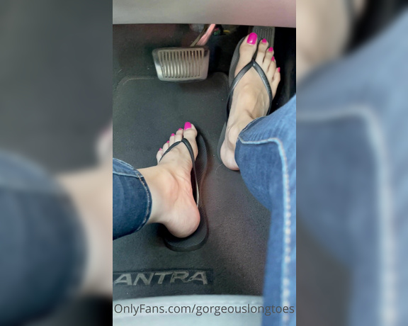 Gorgeous Long Toes aka gorgeouslongtoes OnlyFans - Thanks for voting on my last post! Your tips will go toward my car troubles Xoxo