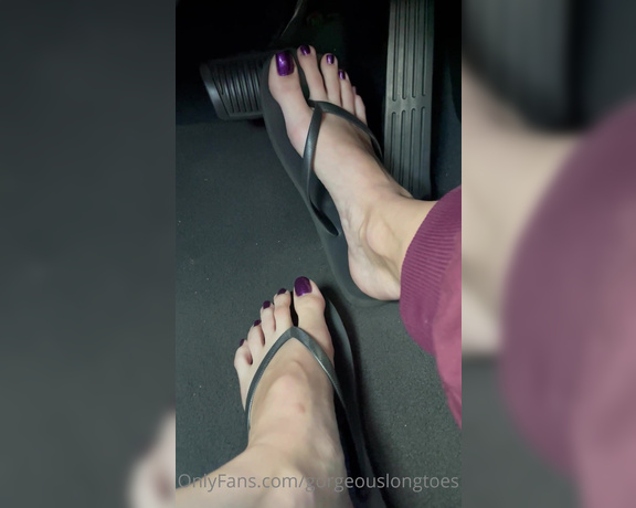 Gorgeous Long Toes aka gorgeouslongtoes OnlyFans - TGIF The Goddess is with Family I’ve taken a trip out of state to visit