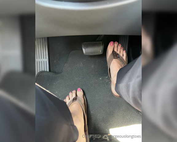 Gorgeous Long Toes aka gorgeouslongtoes OnlyFans - Commute day!!! It’s Rainbow weather