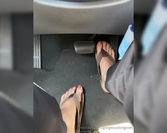 Gorgeous Long Toes aka gorgeouslongtoes OnlyFans - Commute day!!! It’s Rainbow weather