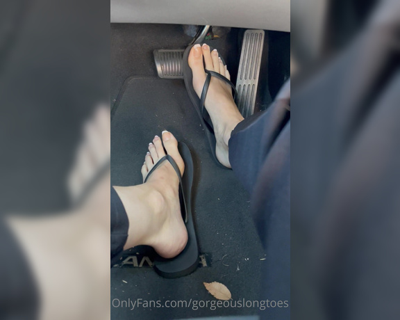Gorgeous Long Toes aka gorgeouslongtoes OnlyFans - Full Throttle Thursday! Decided to take my flip flops along for the commute
