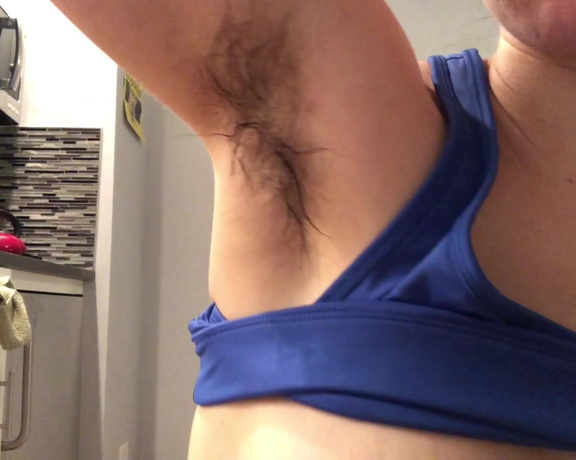 Hannah Hunt aka horny_hippie_ OnlyFans - 10 minutes of pure, uninterrupted armpit worship! I tell you exactly how I want you