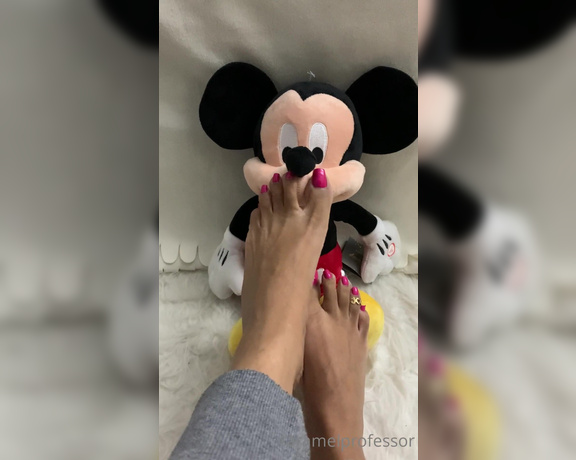 Puja aka caramelprofessor OnlyFans - Hey Mickey, you’re so fine