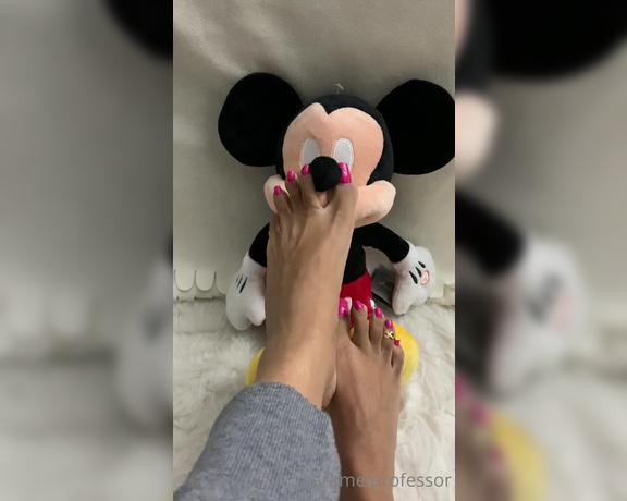 Puja aka caramelprofessor OnlyFans - Hey Mickey, you’re so fine