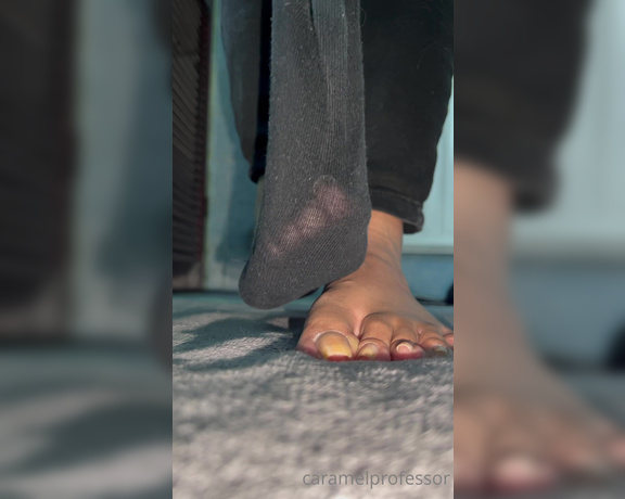 Puja aka caramelprofessor OnlyFans - Can you believe I’ve been in these socks for over 14 hours today