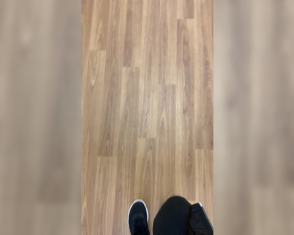 Puja aka caramelprofessor OnlyFans - Gym style  corridor walking  you wouldn’t be able to see what my feet really