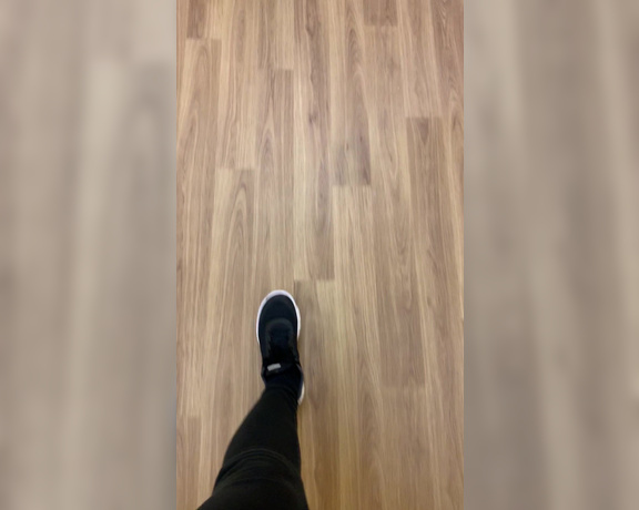 Puja aka caramelprofessor OnlyFans - Gym style  corridor walking  you wouldn’t be able to see what my feet really