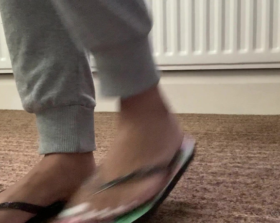 Puja aka caramelprofessor OnlyFans - My new flip flops