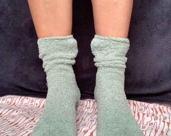 Puja aka caramelprofessor OnlyFans - It’s cold here so I got my fluffy socks on, I’m waiting for some Sun shine