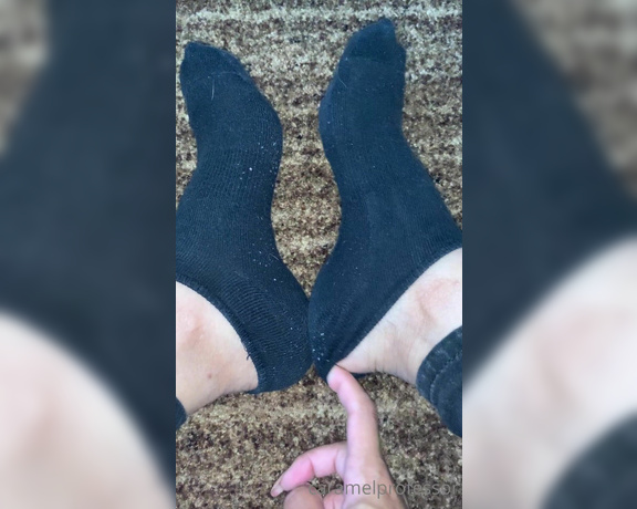 Puja aka caramelprofessor OnlyFans - Feels so good to take these off these days, my feet need air and a good
