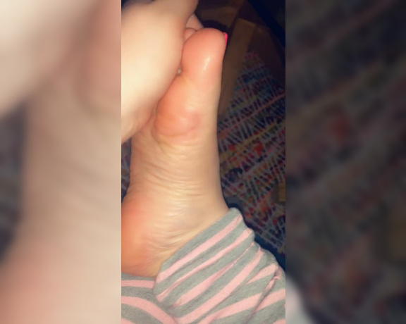 Sweet Arches aka sweetarches OnlyFans - Can you imagine what it would feel like to rub the tip of your rock hard, throbbing