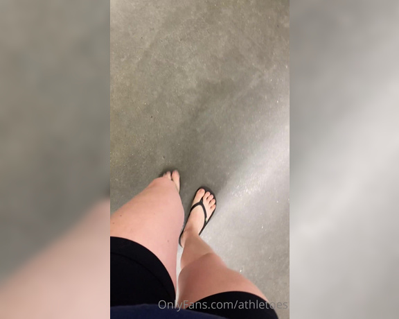 Athletoes aka athletoes OnlyFans - So late to the grocery store