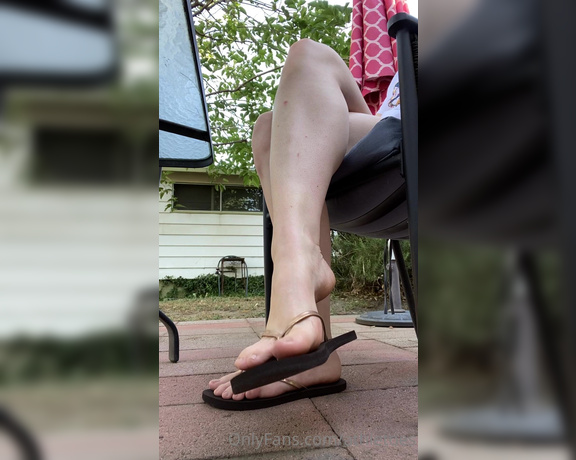 Athletoes aka athletoes OnlyFans - Just a little dangle for you