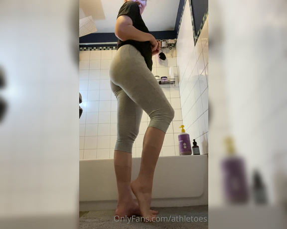 Athletoes aka athletoes OnlyFans - So ready for a shower