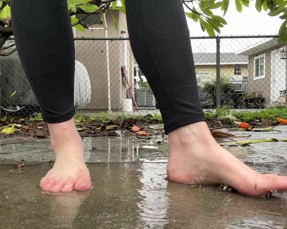 Athletoes aka athletoes OnlyFans - Splish splash