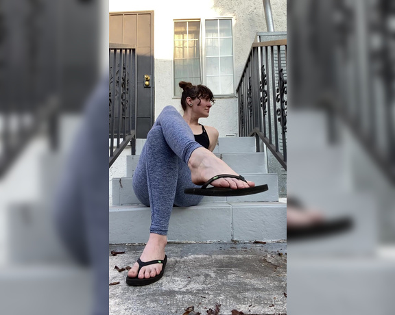 Athletoes aka athletoes OnlyFans - Finally getting a chance to sit and breathe