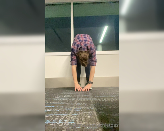 Athletoes aka athletoes OnlyFans - Quick stretch between flights