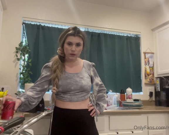 Mary Rose Love aka maryroselove69 OnlyFans - Hey guys I filmed a bunch of casual videos yesterday because I didn’t have time