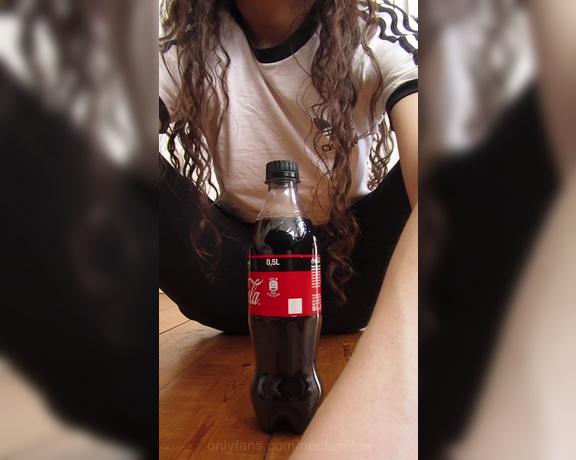 Neolasoles aka neolasoles OnlyFans - Comparison to a 05l Coca Cola bottle