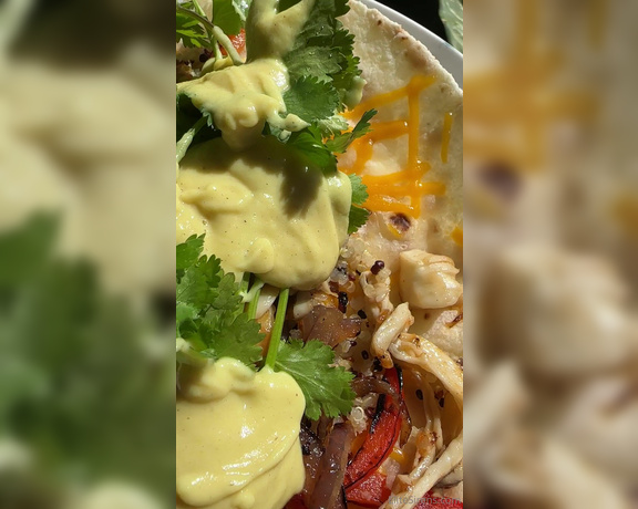 Goddess Sydney Thunder aka goddesssydneythunder1 OnlyFans - Shredded chikn soft tacos w caramelized onions & peppers w a cauliflower cheese sauce and melted