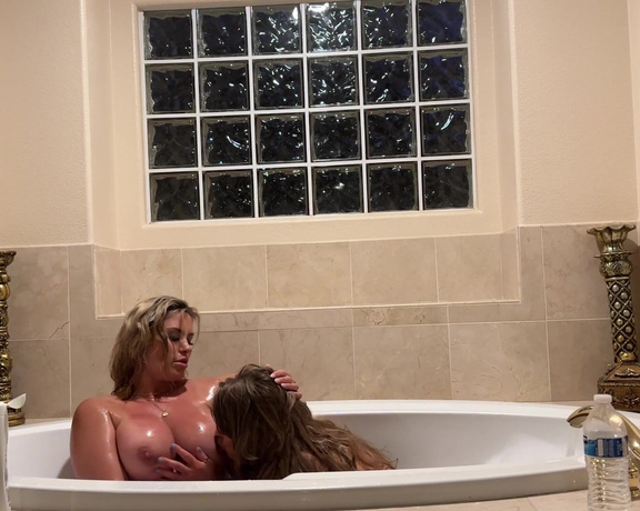 Goddess Sydney Thunder aka goddesssydneythunder1 OnlyFans - We washed each others ass and pussy’s so good during this bath time…then massaged each other