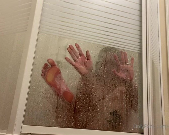 Monkey_solez aka monkey_solez OnlyFans - Taking a shower for You ! Cabin style