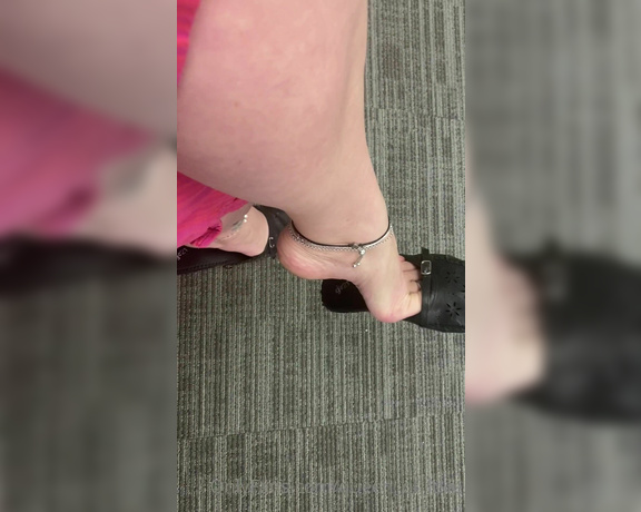 Monkey_solez aka monkey_solez OnlyFans - Dangle at the doctors office !! Public play ! Would you try to talk