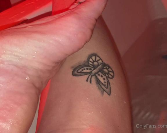 Monkey_solez aka monkey_solez OnlyFans - Sick my foot bitch