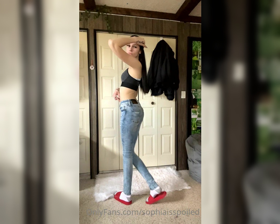 Miss Sophia Nyx aka sophiaisspoiled OnlyFans - New Clip Too hot to not brag