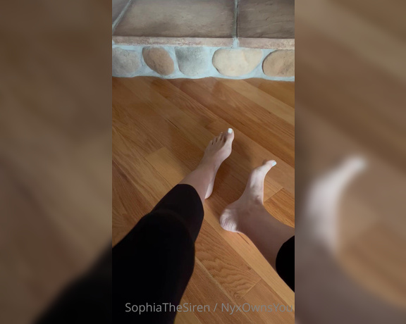 Miss Sophia Nyx aka sophiaisspoiled OnlyFans - New Clip Say good morning properly