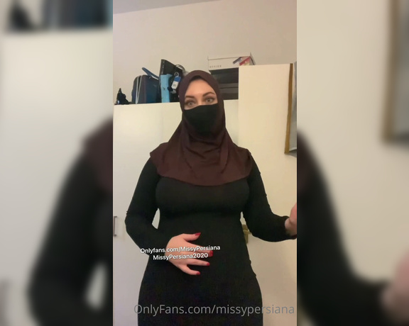 FairuzaPersiana aka fairuzapersiana OnlyFans Video 9707