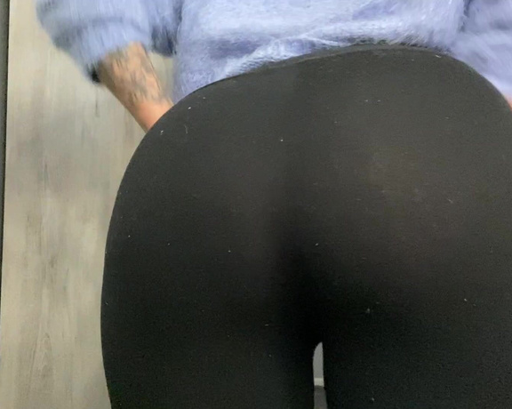 Kylie Jade aka oxlilkyliejade OnlyFans - You come home from the bar and you have a crazy ass fetish legging fetish You