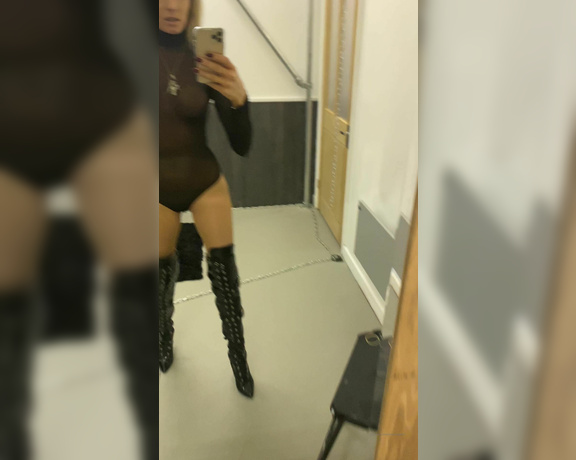 Lady Dark Angel aka Ladydarkangeluk Onlyfans - 5e48fe331bc0b488c69e7