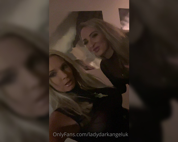 Lady Dark Angel aka Ladydarkangeluk Onlyfans - Messing about!!!with @misscourtneym