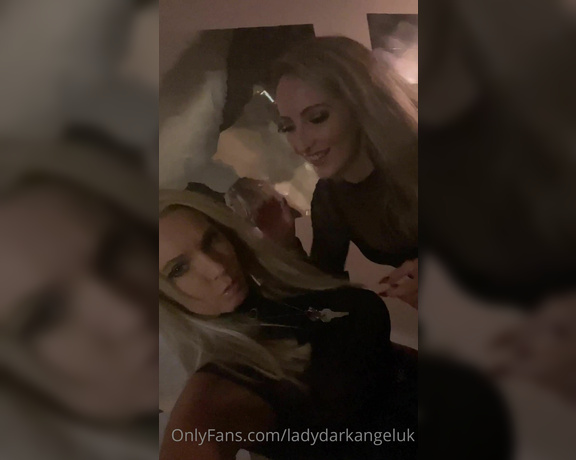 Lady Dark Angel aka Ladydarkangeluk Onlyfans - Messing about!!!with @misscourtneym