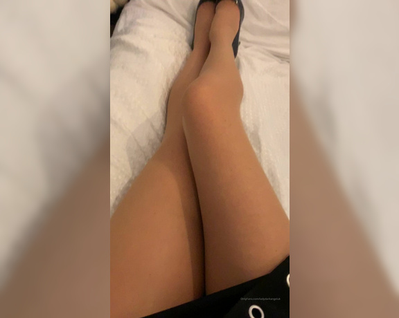 Lady Dark Angel aka Ladydarkangeluk Onlyfans - Who wants to worship my legs and shoes