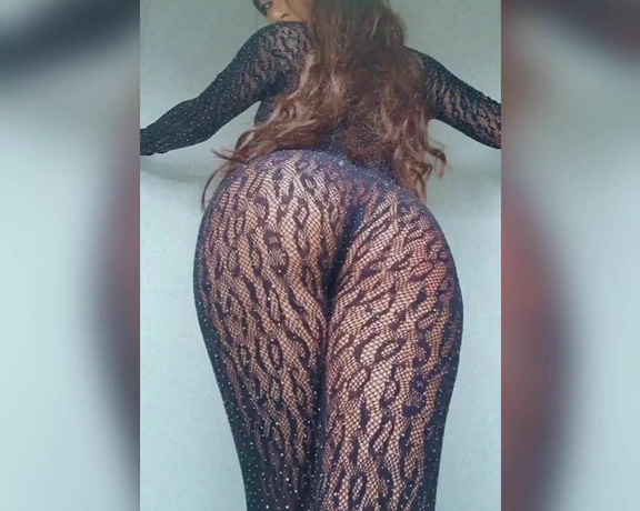 Mia Middleton aka miamiddleton OnlyFans - Are we a fan of this body stocking